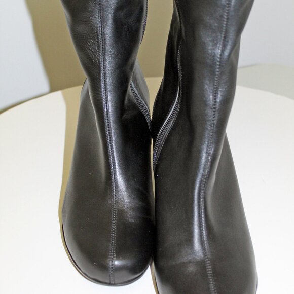 Aetrex High Heel Black Leather Boots, Size 7.5W - Picture 3 of 11